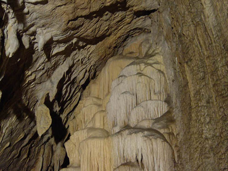 111 Grotte de Roquemaure 04