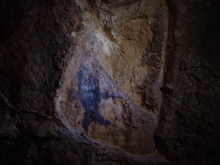 193 Grotte du Calel Paques 05