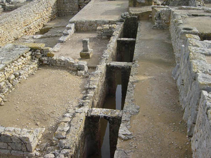 243 AMPURIES 05