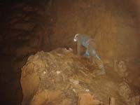 172 Grotte du Calel Paques 05